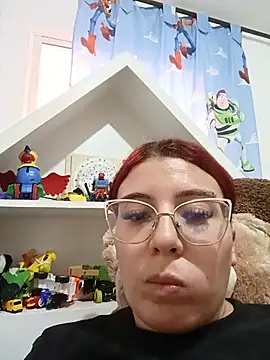 Snapshot of allison_mc chatting on June 2, 2026, 1:35 pm allison mc online show from June 2, 2026, 1:35 pm
