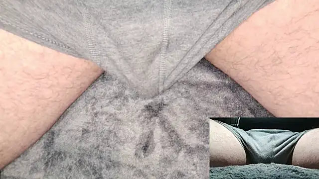 Snapshot of DeniedOnDisplay chatting on December 18, 2025, 11:16 am DeniedOnDisplay online show from December 18, 2025, 11:16 am