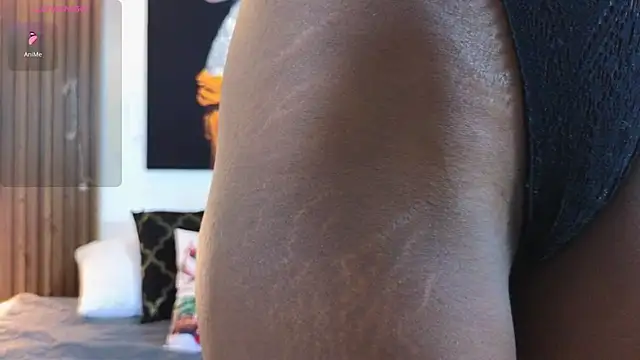 Snapshot of Kitty_Bombon chatting on December 15, 2025, 8:57 pm Kitty Bombon online show from December 15, 2025, 8:57 pm