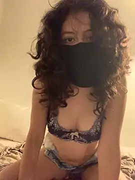 alicacua online show from October 11, 2025, 2:22 am