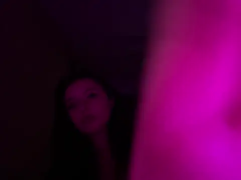 tiffanyxoxo515 online show from March 1, 2026, 9:11 am