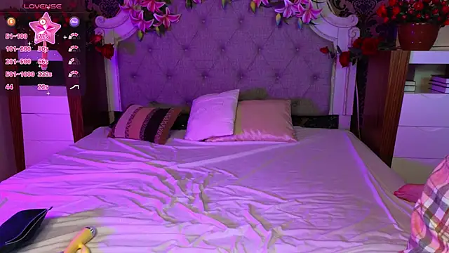 Viola Rayden online show from November 26, 2025, 11:22 am