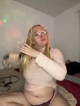 SashaMaexox online show from October 28, 2025, 8:22 pm