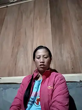 jerry-xx online show from November 19, 2025, 1:44 pm