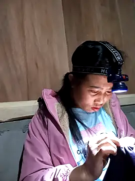 jerry-xx online show from March 19, 2026, 8:46 pm