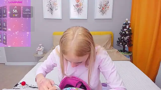 CeaneLino online show from December 5, 2025, 7:50 am