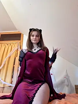 Nika aa online show from November 6, 2025, 8:59 am