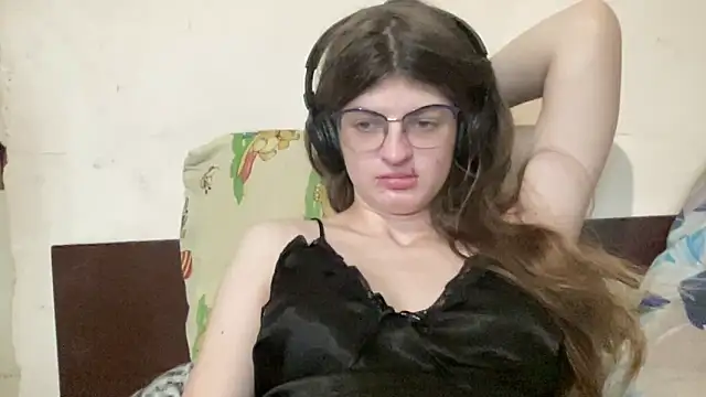 NikaXZimax online show from November 23, 2025, 8:58 am