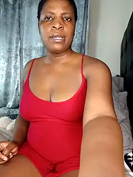 Linae1234 online show from November 4, 2025, 3:22 pm