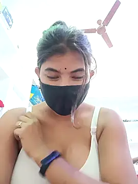 Hot radhaji online show from December 13, 2025, 7:53 pm