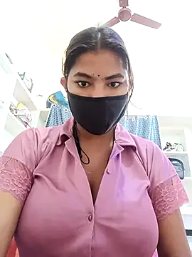 Hot radhaji online show from March 16, 2026, 1:22 am