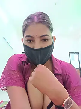 Hot radhaji online show from August 2, 2026, 4:33 am