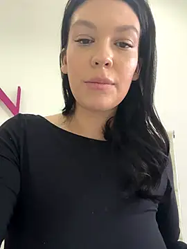 Snapshot of ClaraPasssion chatting on December 14, 2025, 9:25 am ClaraPasssion online show from December 14, 2025, 9:25 am