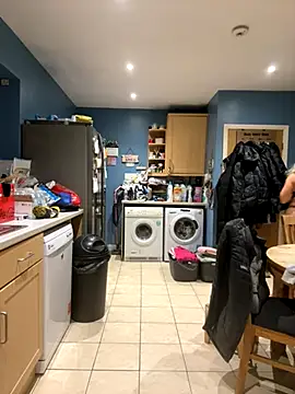 IvyBelle MilfUK online show from October 7, 2025, 8:28 pm