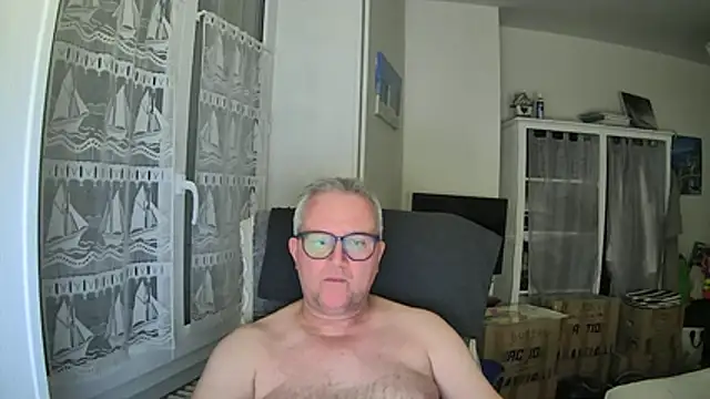 macdut67 online show from July 7, 2026, 2:58 am