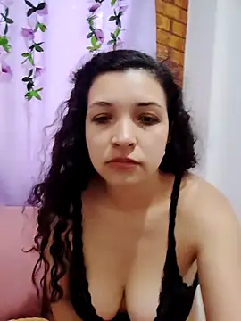 Miacollins12 online show from October 18, 2025, 2:07 pm