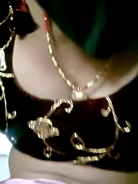 Snapshot of Sexy_Riya_Bhabhi chatting on October 13, 2025, 8:25 am Sexy Riya Bhabhi online show from October 13, 2025, 8:25 am