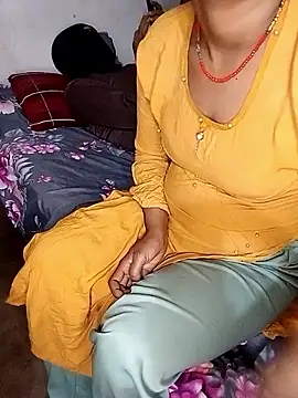 Sexy Riya Bhabhi online show from November 11, 2025, 5:35 pm