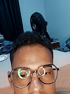 Snapshot of biell_lima chatting on October 26, 2025, 4:07 am biell lima online show from October 26, 2025, 4:07 am