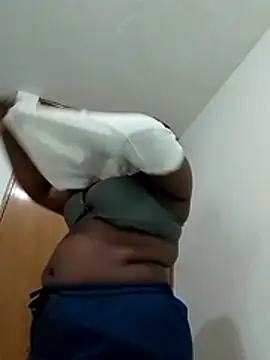 NaomiGrace  online show from December 4, 2025, 11:30 am