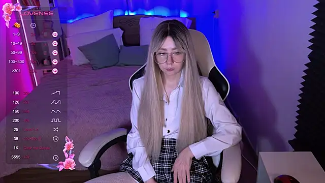 Snapshot of sofiisun chatting on November 13, 2025, 2:10 am sofiisun online show from November 13, 2025, 2:10 am