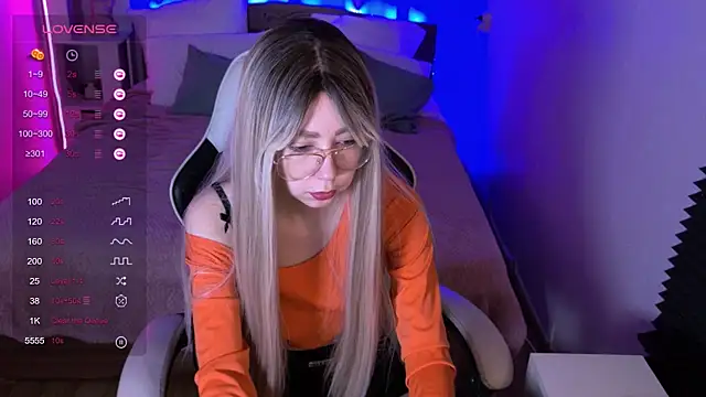 Snapshot of sofiisun chatting on November 25, 2025, 2:00 am sofiisun online show from November 25, 2025, 2:00 am