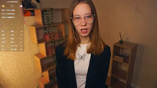 IveyColley online show from November 28, 2025, 9:56 am