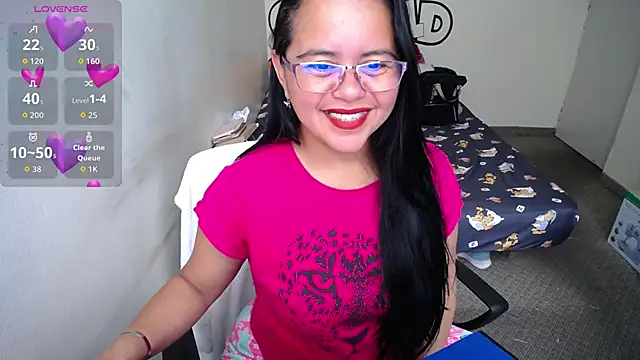 Snapshot of Miss__kendra_ chatting on January 11, 2026, 3:17 pm Miss kendra online show from January 11, 2026, 3:17 pm