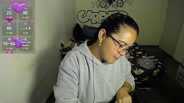 Snapshot of Miss__kendra_ chatting on January 13, 2026, 2:28 am Miss kendra online show from January 13, 2026, 2:28 am