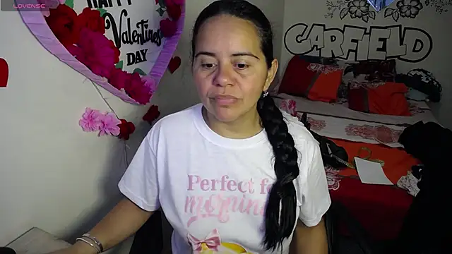 Snapshot of Miss__kendra_ chatting on February 17, 2026, 2:02 pm Miss kendra online show from February 17, 2026, 2:02 pm