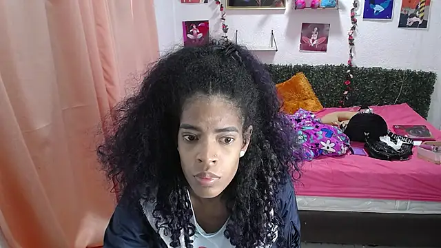 Snapshot of thianahorny chatting on May 29, 2026, 1:31 pm thianahorny online show from May 29, 2026, 1:31 pm