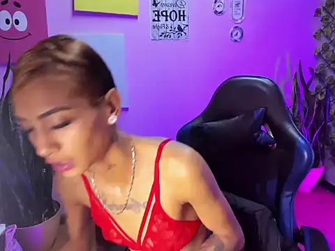 KarlaSlutSkinny   online show from November 20, 2025, 2:23 am