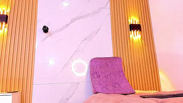 Ethan thouse online show from November 6, 2025, 7:42 am