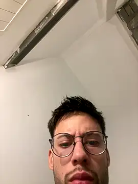 Maryanit online show from November 14, 2025, 12:31 am