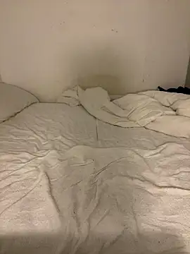 Maryanit online show from November 16, 2025, 1:11 am