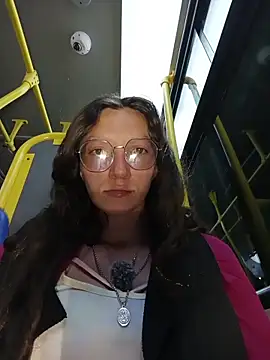 Lucy colee online show from December 18, 2025, 2:06 am