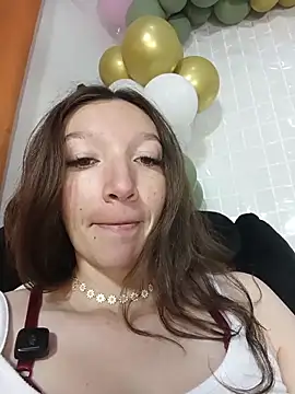 Lucy colee online show from March 27, 2026, 4:29 pm