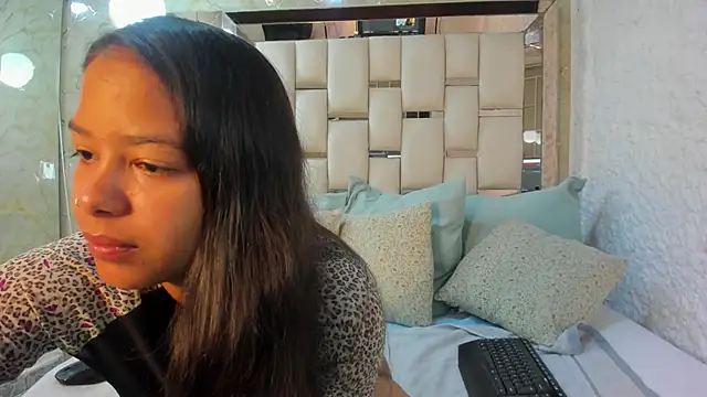 kaorybliss online show from October 22, 2025, 12:05 pm