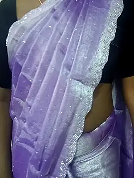 Snapshot of Tamilmallu-duskygirl03 chatting on November 5, 2025, 10:04 am Tamilmallu-duskygirl03 online show from November 5, 2025, 10:04 am