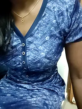 Snapshot of Tamilmallu-duskygirl03 chatting on December 14, 2025, 1:55 am Tamilmallu-duskygirl03 online show from December 14, 2025, 1:55 am