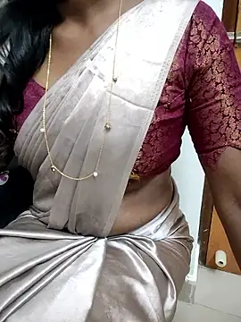 Tamilmallu-duskygirl03 online show from January 17, 2026, 6:18 am