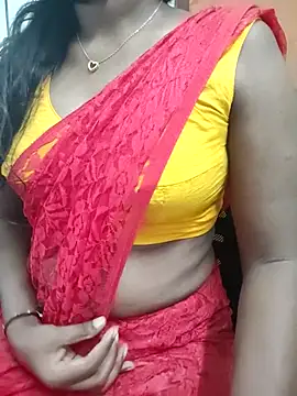 Snapshot of Tamilmallu-duskygirl03 chatting on May 5, 2026, 5:04 am Tamilmallu-duskygirl03 online show from May 5, 2026, 5:04 am