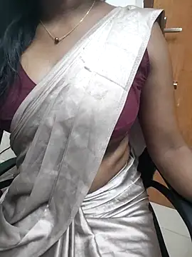Snapshot of Tamilmallu-duskygirl03 chatting on May 16, 2026, 12:04 pm Tamilmallu-duskygirl03 online show from May 16, 2026, 12:04 pm