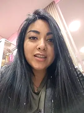 Victoria Jonhss online show from October 27, 2025, 11:31 pm