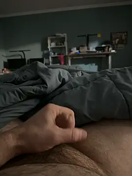 Snapshot of Beastyfuck chatting on February 7, 2026, 5:11 am Beastyfuck online show from February 7, 2026, 5:11 am