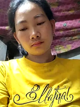 Snapshot of gio-thu chatting on April 2, 2026, 9:12 pm gio-thu online show from April 2, 2026, 9:12 pm