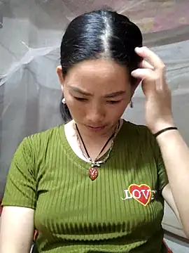 Snapshot of gio-thu chatting on April 19, 2026, 2:16 pm gio-thu online show from April 19, 2026, 2:16 pm
