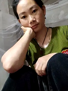 Snapshot of gio-thu chatting on April 20, 2026, 11:13 am gio-thu online show from April 20, 2026, 11:13 am