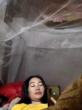 Snapshot of gio-thu chatting on April 25, 2026, 1:41 pm gio-thu online show from April 25, 2026, 1:41 pm