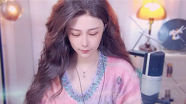 Snapshot of cherry-fa chatting on October 14, 2025, 3:18 am cherry-fa online show from October 14, 2025, 3:18 am